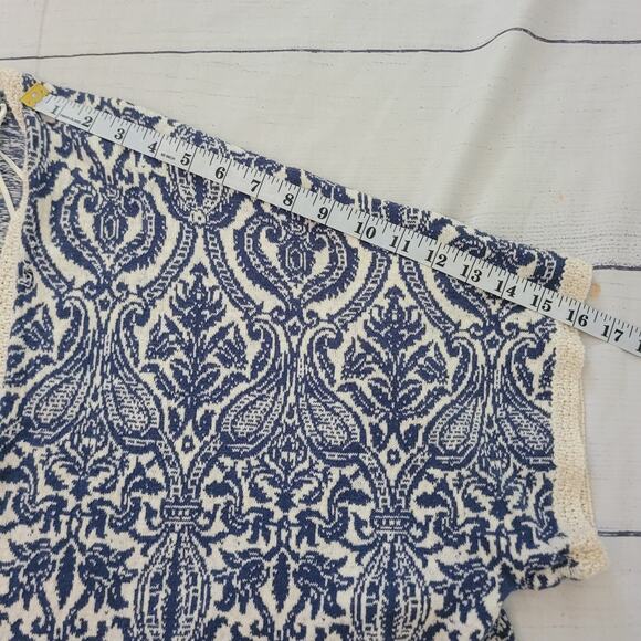 Springfield Size 4 Blue Cream Knit Fringe Shawl Fleur De Lis Pattern - Picture 6 of 9